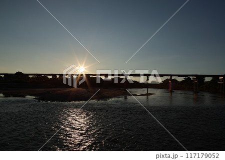 上津屋橋(通称:流れ橋・京都府八幡市)、24回流されても 上津屋橋(通称:流れ橋・京都府八幡市)、24回流されても 117179052