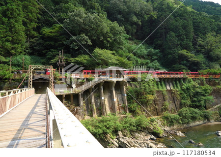 嵯峨野観光鉄道 トロッコ保津峡駅 / 保津川下り 【京都府京都市西京区嵐山】 嵯峨野観光鉄道 トロッコ保津峡駅 / 保津川下り 【京都府京都市西京区嵐山】 117180534