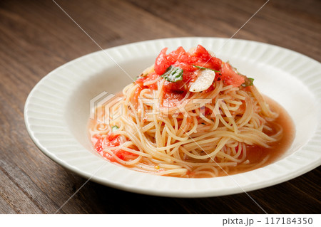 トマトとツナの冷製パスタ 117184350