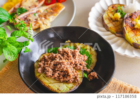 肉味噌をかけた加茂なすのステーキ 肉味噌をかけた加茂なすのステーキ 117186358