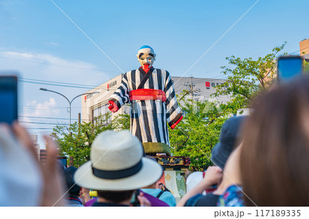 首が伸びるからくり人形、大四日市まつりの大入道〈三重県四日市市〉 首が伸びるからくり人形、大四日市まつりの大入道〈三重県四日市市〉 117189335