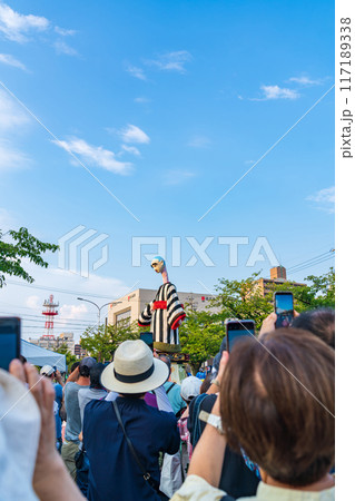 首が伸びるからくり人形、大四日市まつりの大入道〈三重県四日市市〉 首が伸びるからくり人形、大四日市まつりの大入道〈三重県四日市市〉 117189338