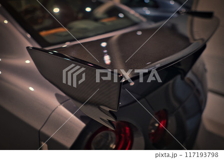 日本の誇る高級車のスポーツカー 117193798