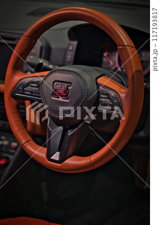 日本の誇る高級車のスポーツカー 日本の誇る高級車のスポーツカー 117193817