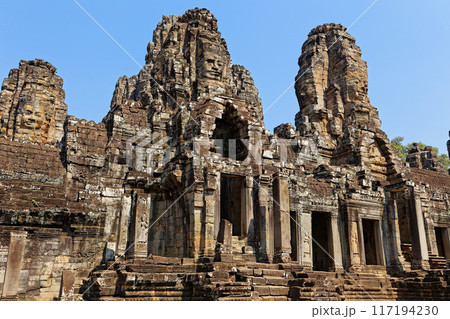 カンボジア バイヨン寺院 カンボジア バイヨン寺院 117194230