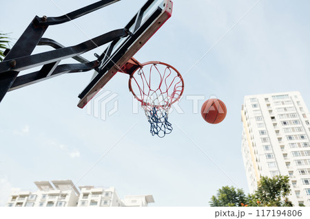 Basketball Hoop with Scoring Basket in Mid-Air Basketball Hoop with Scoring Basket in Mid-Air 117194806