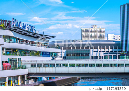 日本の横浜都市景観 みなとみらいのKアリーナや横浜ベイクォーターなどを望む=8月7日 日本の横浜都市景観 みなとみらいのKアリーナや横浜ベイクォーターなどを望む=8月7日 117195230