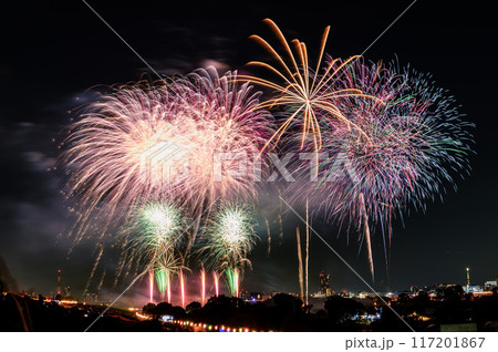 関東屈指の人気を誇る戸田橋花火大会・いたばし花火大会 関東屈指の人気を誇る戸田橋花火大会・いたばし花火大会 117201867