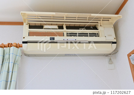 エアコン　クーラー　冷房　除湿　暖房　点検　清掃　エアコンフィルター 117202627