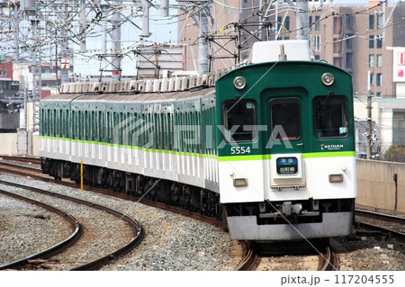 【京阪】5000系（京阪本線：西三荘駅） 117204555