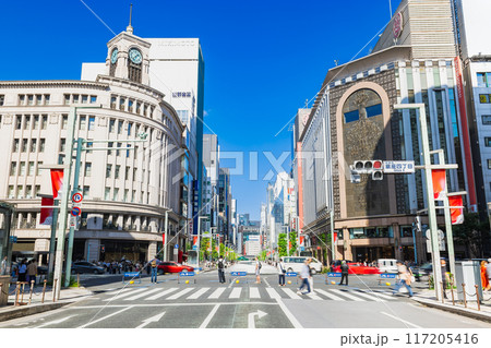 休日の銀座　歩行者天国 117205416