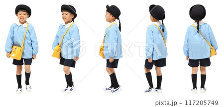 幼稚園児の男の子の全身人物切り抜き素材 117205749