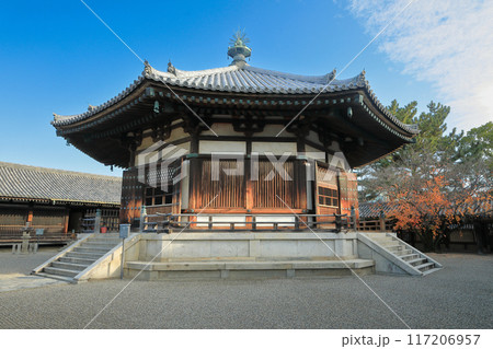 世界遺産 聖徳宗総本山法隆寺東院 国宝 夢殿 世界遺産 聖徳宗総本山法隆寺東院 国宝 夢殿 117206957