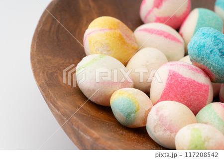カラフルな手まり麩のクローズアップ 117208542
