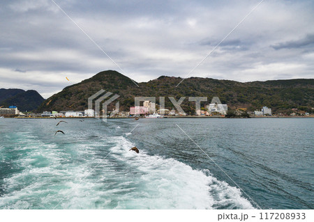 下田港と美しい澪 （静岡県下田市） 117208933