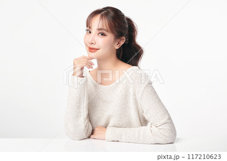 Beautiful young asian woman with clean fresh skin on white background, Face care, Facial treatment, Cosmetology, beauty and spa, Asian women portrait. 117210623