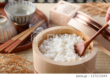 江戸おひつ ( 木製おひつ )保存するだけでお米がツヤツヤふっくららおいしい炊き立てご飯 江戸おひつ ( 木製おひつ )保存するだけでお米がツヤツヤふっくららおいしい炊き立てご飯 117211043