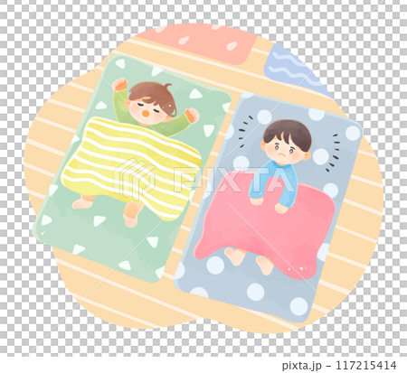 保育園のお昼寝時間に起きている子供 117215414