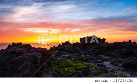 十六羅漢岩・夕景 117217150