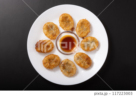 揚げ ニラ饅頭 揚げ ニラ饅頭 117223003