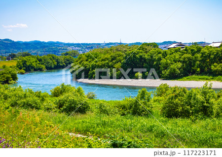 【京都風景】宇治川の緩やかな流れ（観月橋から宇治橋まで） 117223171
