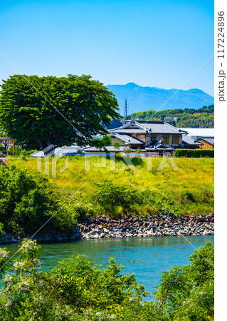 【京都風景】宇治川の緩やかな流れ（観月橋から宇治橋まで） 117224896
