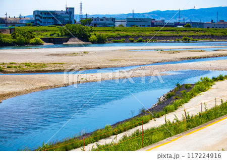 【京都風景】宇治川の緩やかな流れ（観月橋から宇治橋まで） 117224916