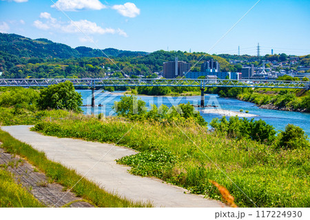 【京都風景】宇治川の緩やかな流れ(観月橋から宇治橋まで) 【京都風景】宇治川の緩やかな流れ(観月橋から宇治橋まで) 117224930