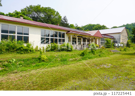 当麻町立緑郷小学校（廃校） 117225441