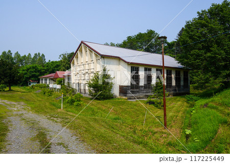 当麻町立緑郷小学校（廃校） 117225449