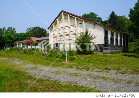 当麻町立緑郷小学校(廃校) 当麻町立緑郷小学校(廃校) 117225450