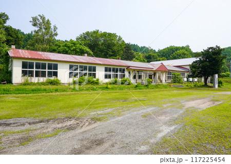 当麻町立緑郷小学校(廃校) 当麻町立緑郷小学校(廃校) 117225454