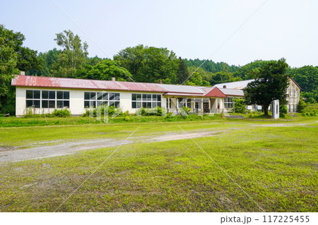 当麻町立緑郷小学校(廃校) 当麻町立緑郷小学校(廃校) 117225455