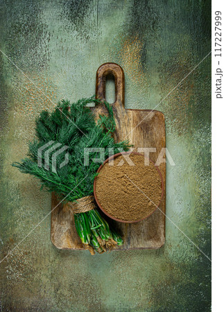dried dill, in a ceramic bowl, a bunch of fresh dill, seasoning, top view, no people, 117227999