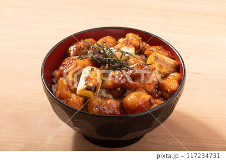 焼き鳥丼 焼き鳥丼 117234731