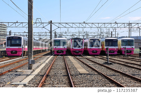 新京成車両基地くぬぎ山　全車種ラインナップ新京成電鉄電車　千葉県鎌ケ谷市くぬぎ山 117235387