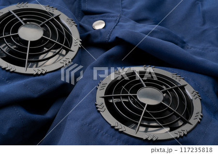 空調服のファンのクローズアップ 空調服のファンのクローズアップ 117235818