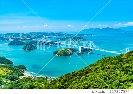 愛媛 しまなみ海道 ~亀老山展望公園から見る来島海峡大橋~ 愛媛 しまなみ海道 ~亀老山展望公園から見る来島海峡大橋~ 117237574