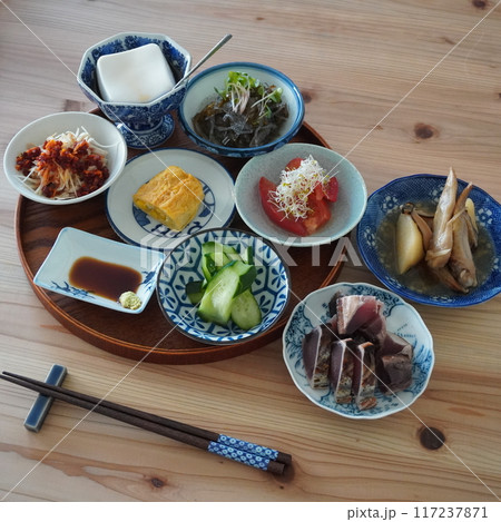 「豆皿つまみ（豆皿御膳）」 117237871