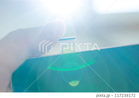 スマホのnanoSIMカード 117238172