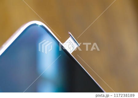 スマホのnanoSIMカード 117238189