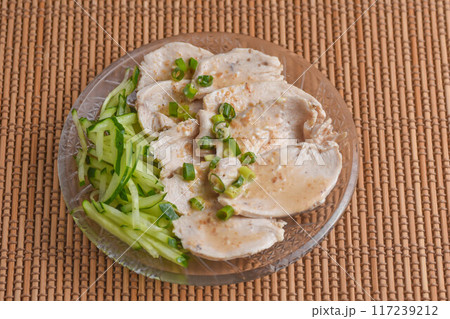 蒸し鶏のゴマソース 蒸し鶏のゴマソース 117239212