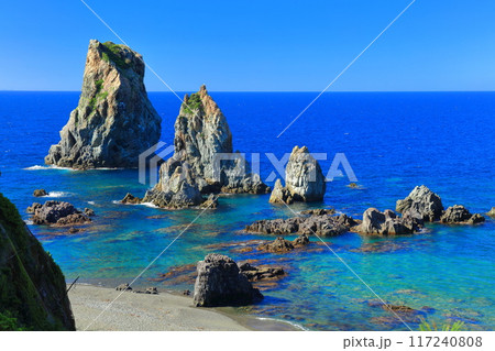 【山口県】快晴の青海島の海上アルプス 117240808