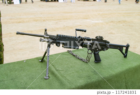 展示される陸上自衛隊の機関銃 117241831