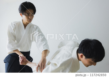 道着の男性　　 117242850