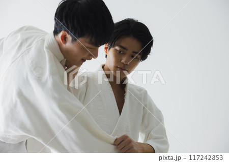 道着の男性　　 117242853