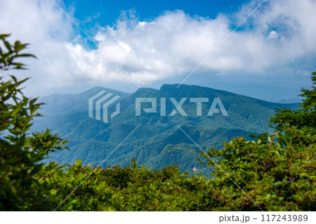 二百名山浅間隠山山頂からの鼻曲山の絶景 群馬県 日本 二百名山浅間隠山山頂からの鼻曲山の絶景 群馬県 日本 117243989