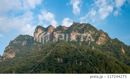 荒々しい妙義山の絶景　白雲山　　群馬県　日本 117244275