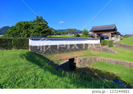 【山口県】晴天の萩城下町(北の総門) 【山口県】晴天の萩城下町(北の総門) 117244981