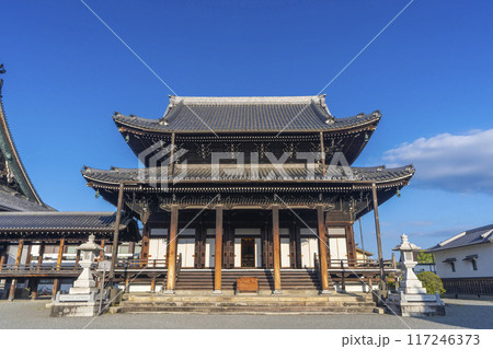 京都　本山興正寺　阿弥陀堂 117246373